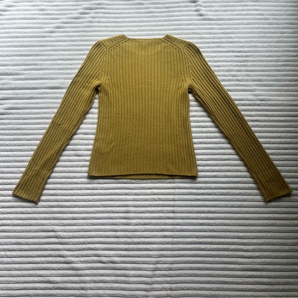 Vince Mustard Yellow Sweater - Picture 6 of 9
